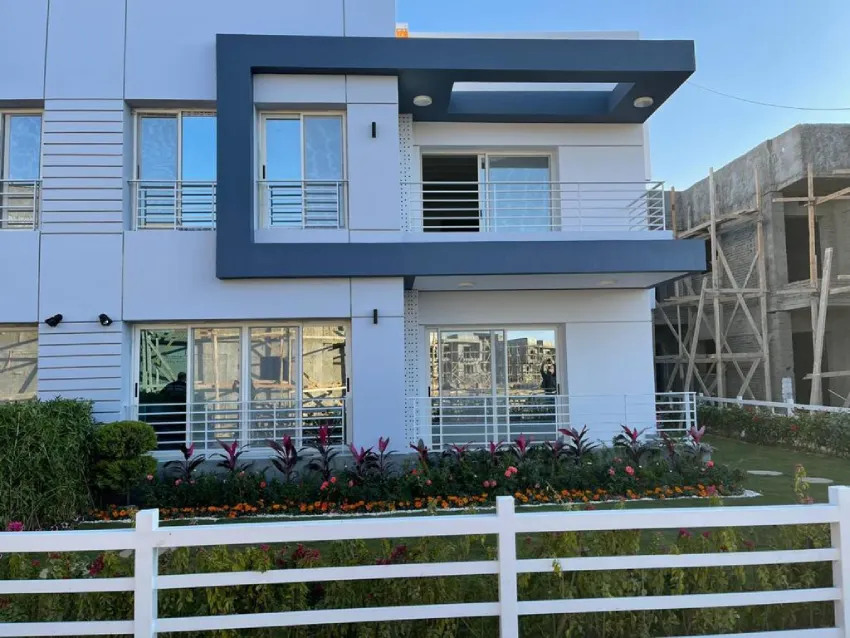 ذا وتر واى فيلا القاهرة الجديدة The Waterway Villas بمقدم 10%